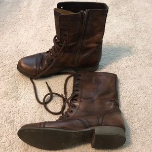 Steve Madden Troopa Combat Boots